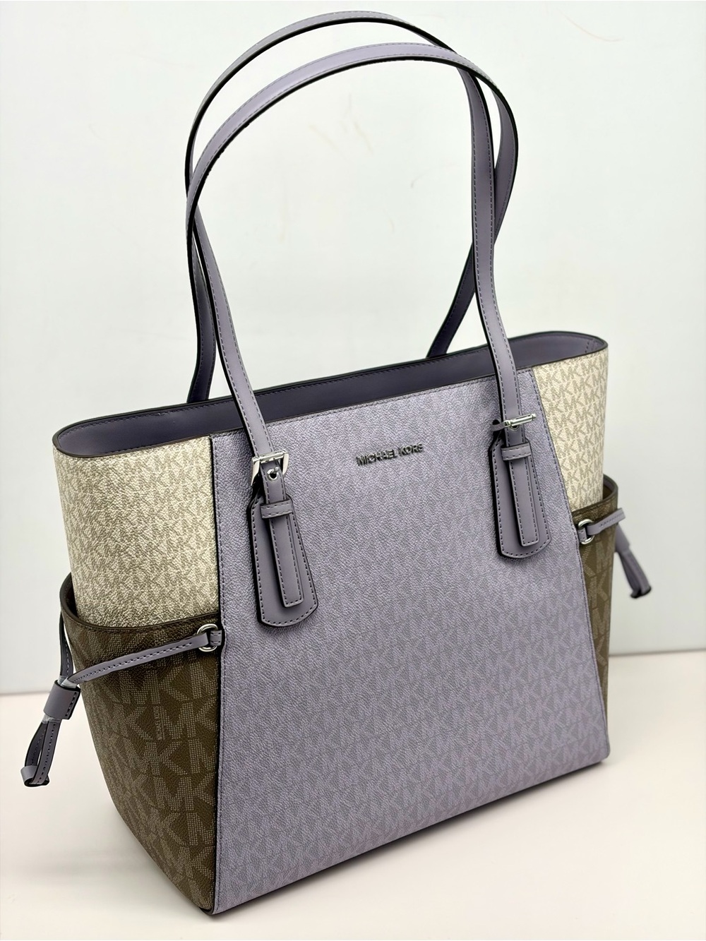 Michael Kors Voyager Large Color-Block Signature Logo Tote Shoulder Bag Lilac
